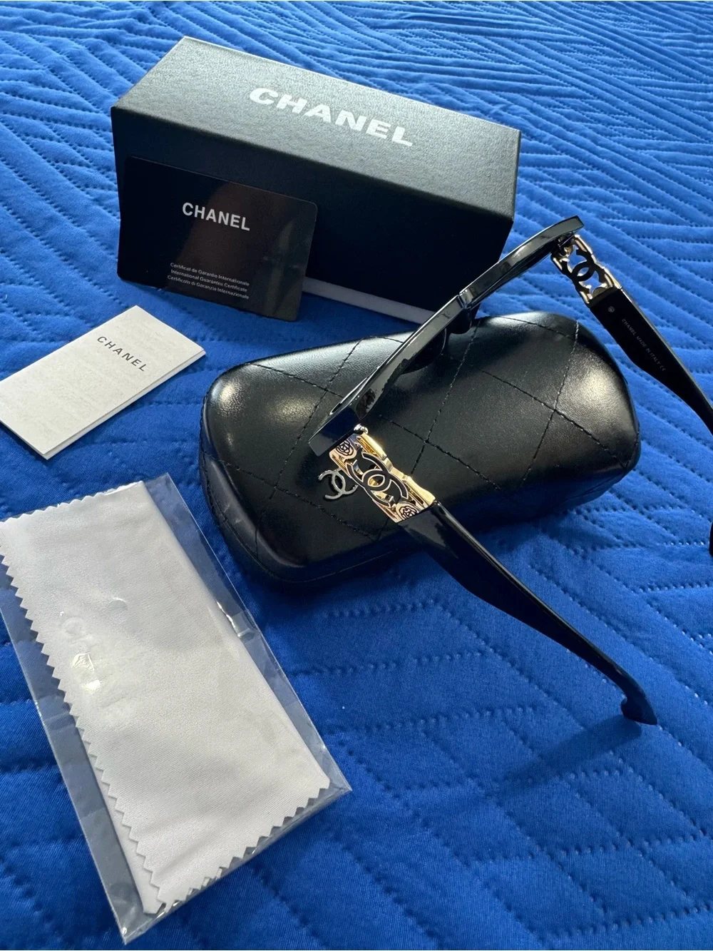 Men Accessories Subcategory Identification